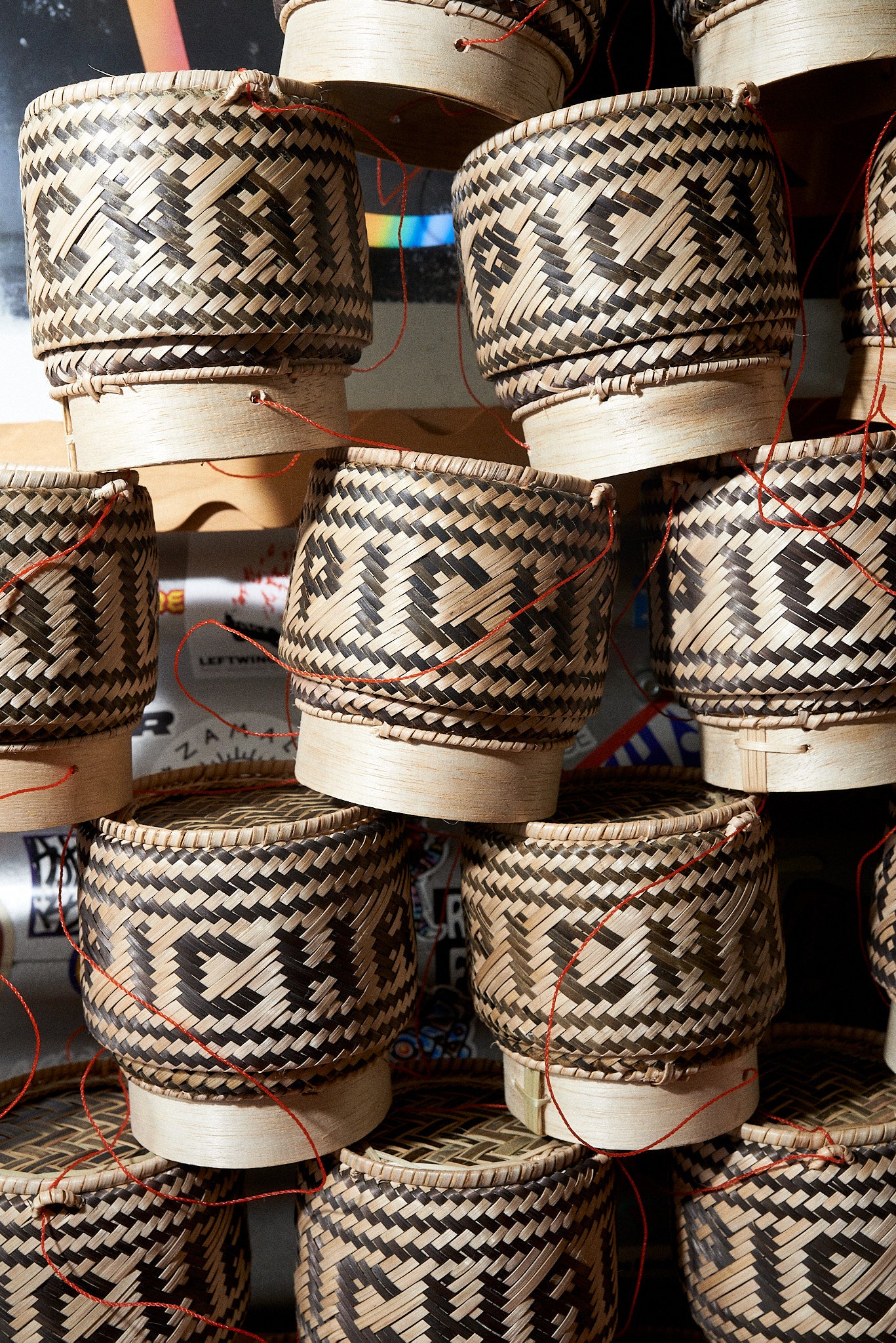 Panier de riz collant fait à la main